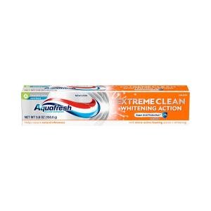 Aquafresh Mint Blast Extreme Clean Whitening Action Fluoride Toothpaste - 5.6oz
