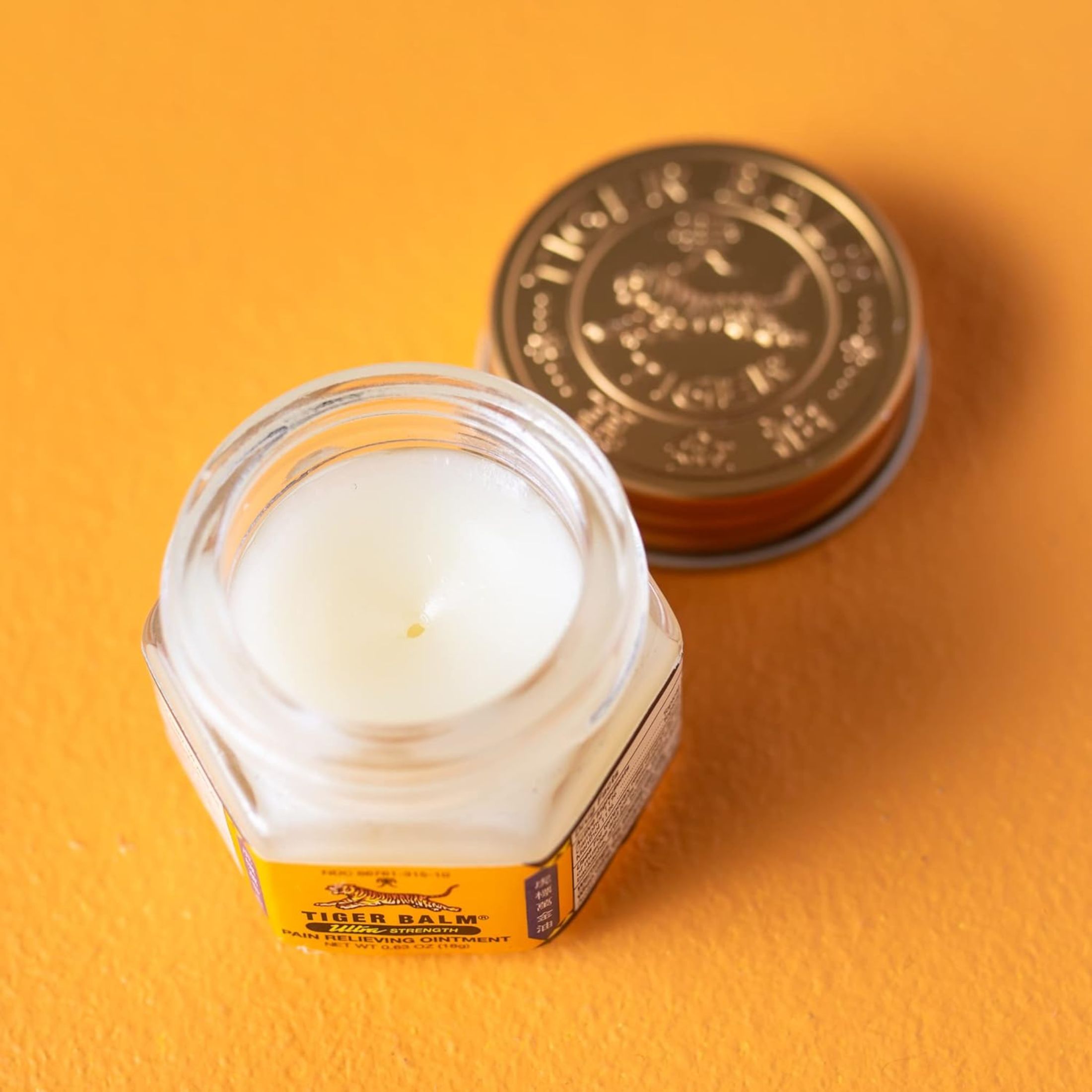 Tiger Balm Ultra Strength Pain Relieving Ointment Sports Rub