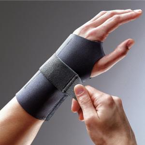 Futuro Energizing Left Hand Wrist Support, Large/X Large