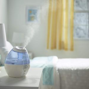 Vicks Humidifier, Cool Mist, FilterFree, Mini, Small Room Size