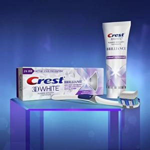 Crest 3D White Brilliance Vibrant Peppermint Teeth Whitening Toothpaste - 4.6 Ounce