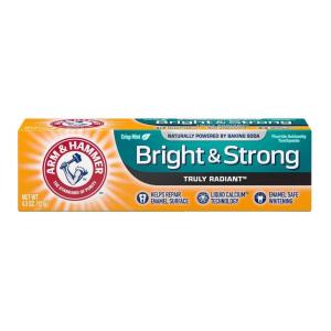 Arm & Hammer Truly Radiant Bright Strong Fluoride Anticavity Crisp Mint Toothpaste 4.3 Oz