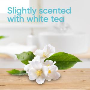 Gillette Venus Comfort Glide White Tea Scented Women's Disposable Razor