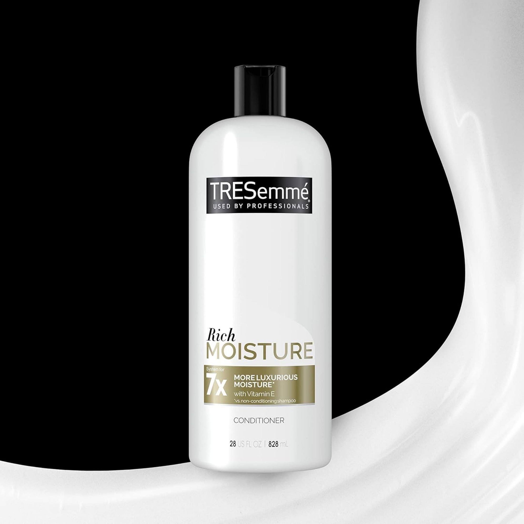 TRESemme Moisture Rich With Vitamin Conditioner - 28 Fl Oz