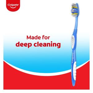 Colgate Extra Clean Full Head Adult Manual Toothbrush Medium