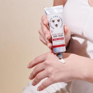 Savannah Bee Honey Almond Beeswax Hand Cream - 1.7Oz