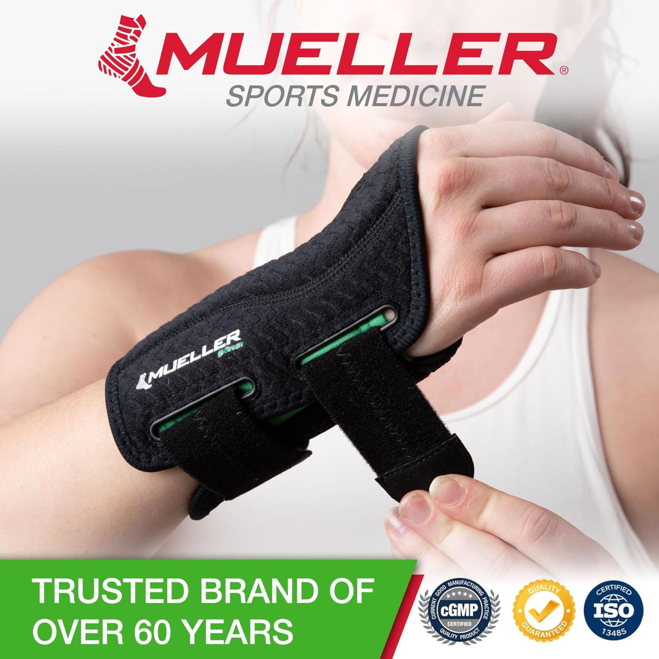 Mueller Green Fitted Wrist Brace, Black, Right Hand, Small/Medium