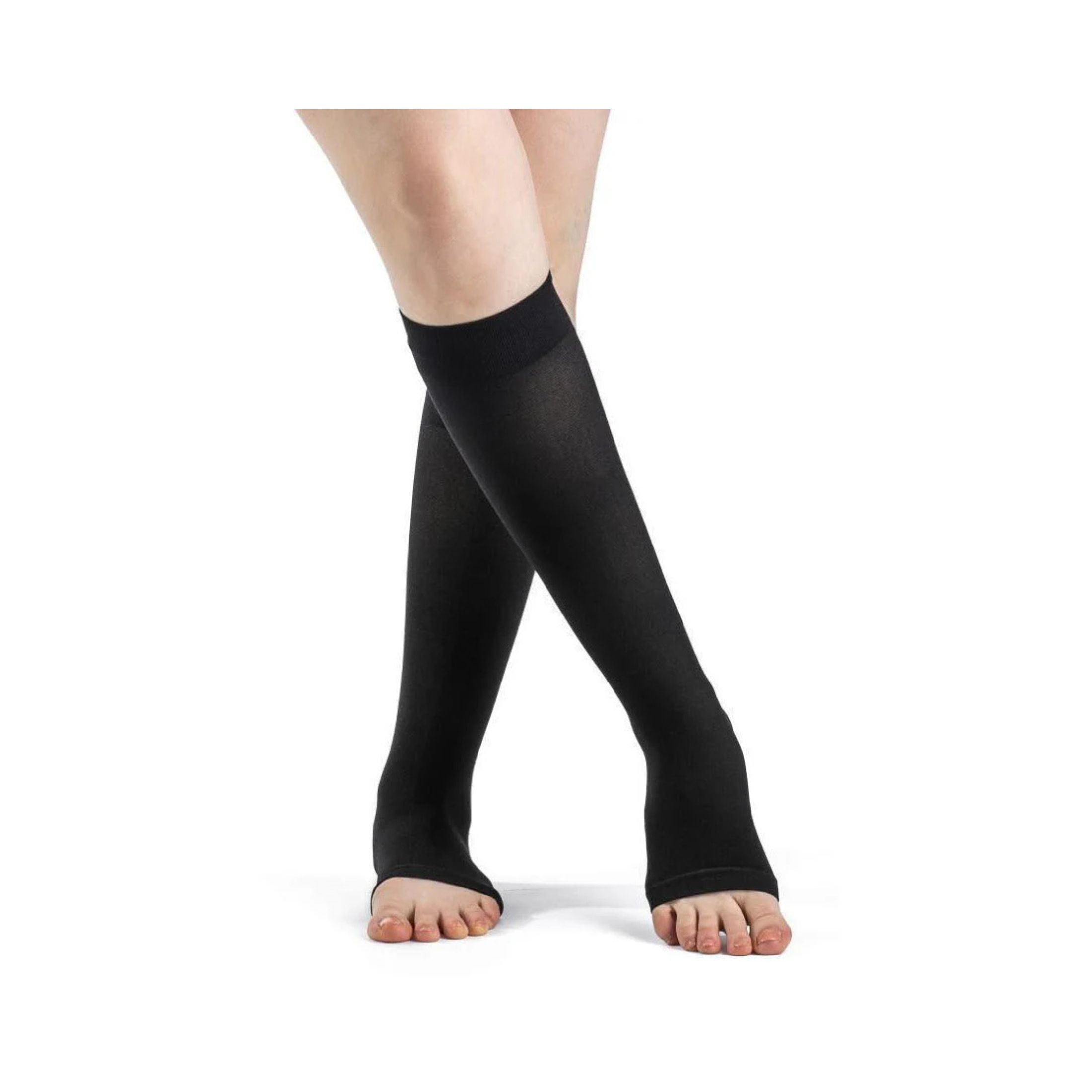 Sigvaris Dynaven Opaque Knee High 30-40 mmHg, Open Toe