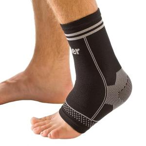 Mueller Sport Care 4-Way Stretch Ankle Support